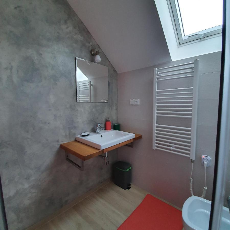 Domcek V Zahrade Villa Banská Štiavnica Exteriör bild